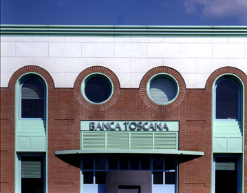 Banca Toscana headquarter | Cristiano Toraldo di Francia